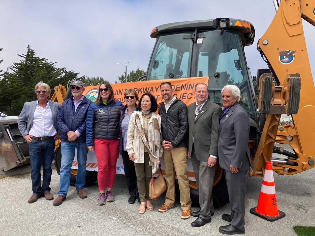 Imjin Parkway Officials at Project Kick-Off
